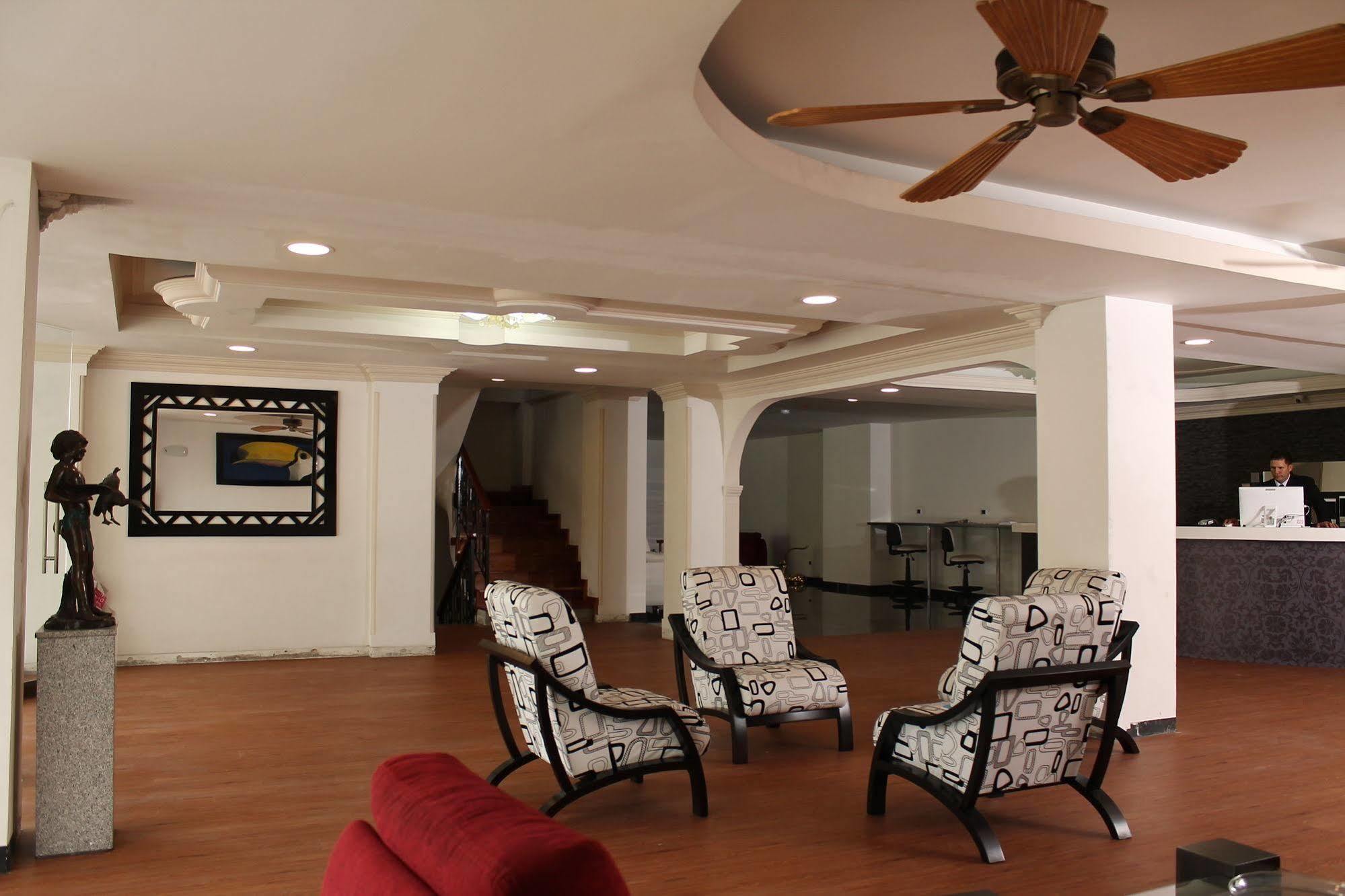 Top Deck Hotel Pereira Kültér fotó